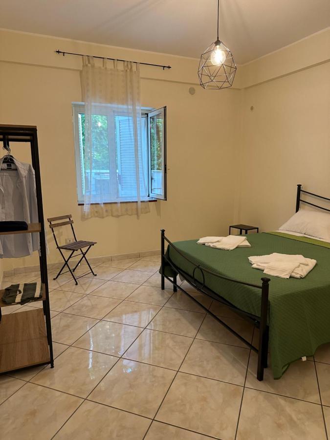 In Famiglia Apartment And Rooms For Pompei, Amalfi, Sorrento And Salerno Sant'Egidio del Monte Albino Екстер'єр фото